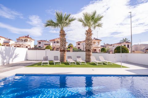 Villa a La Marina, Alicante, La Marina - € 595.000 | Ref: 6117 - foto 5